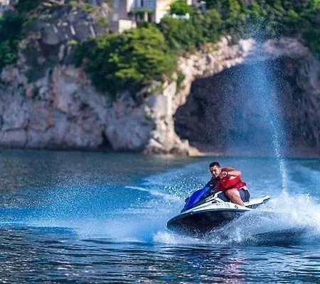 Liberta In Old Center