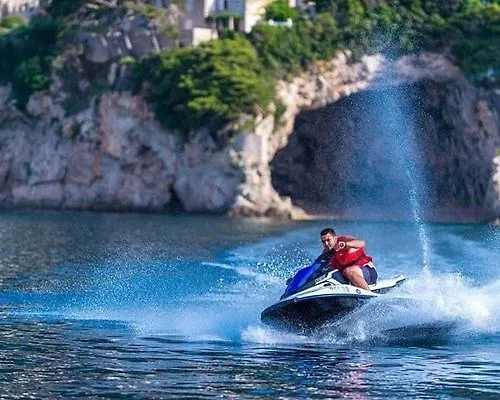 Liberta In Old Center