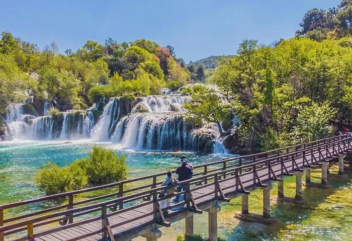 Apartament Liberta In Old Center *